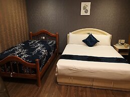 Guan Lun Hotel