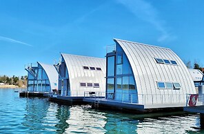 Open-Water-Resort