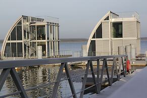Open-Water-Resort