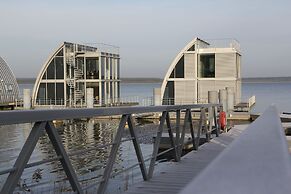 Open-Water-Resort
