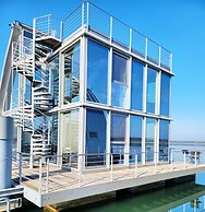Open-Water-Resort