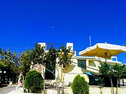 Silis Beach House
