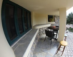 Silis Beach House