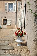 La Maison des Gardes - Chambres d'hôtes