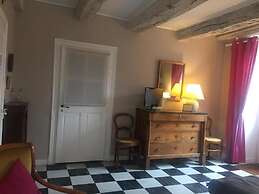 La Maison des Gardes - Chambres d'hôtes