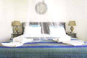 Cubaneros Holiday Inn