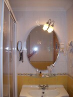 Hostal Las Grullas