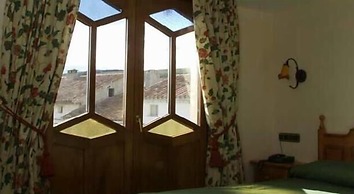 Hostal Las Grullas