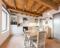 Flanders Fields Cottage Spar