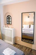 Ermou Downtown Studios by Hospitality Box