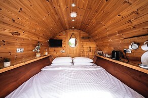 Delny Glamping