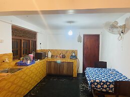 Thaaru Guest