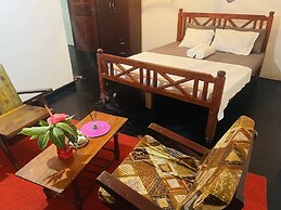 Thaaru Guest