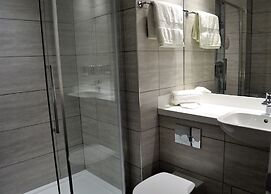 New Park Hotel