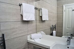New Park Hotel