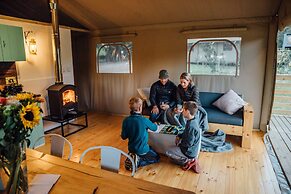 AfriCamps at Doolhof- Glamping
