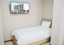 Marina Suites