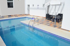 Marina Suites