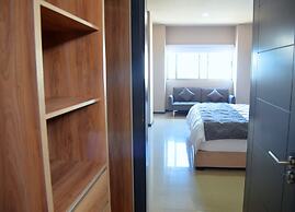 Marina Suites