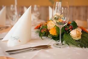 Duckys Restaurant Events Hotel