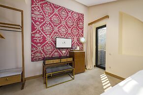 Folk Boutique Hotel