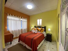 Hotel Panajachel Los Angeles