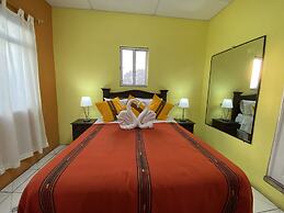 Hotel Panajachel Los Angeles