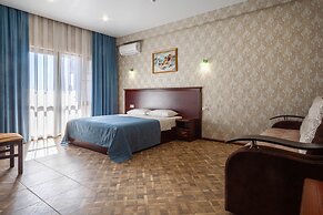 Karap Hotel