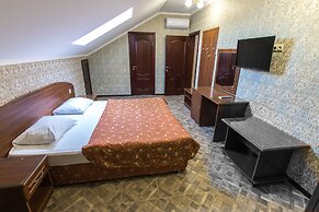 Karap Hotel