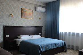 Karap Hotel