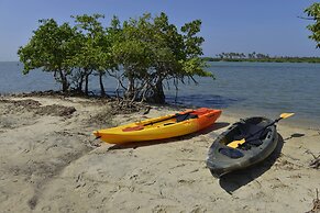 Kitelantis Hotel and Resort