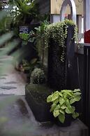 YOLO Bangkok Boutique Hotel
