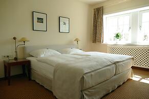 Meyers Hotel