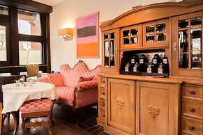 Meyers Hotel