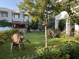 Sunrise Aya Hotel