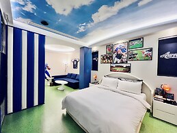 Aurora Motel