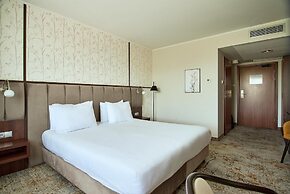 Metropolo by Golden Tulip