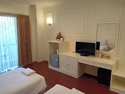 Golden Dragon Resort