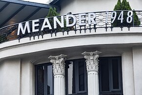 MEANDER 1948