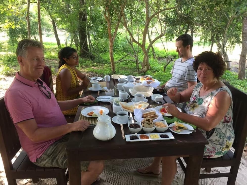 Wadula Safari Yala