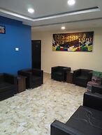 Tropical Suites