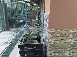 Tropical Suites