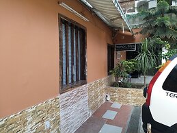 Tropical Suites