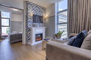 The Pinnacle Athens