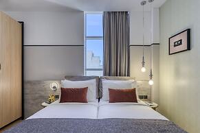 The Pinnacle Athens