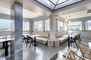 The Pinnacle Athens