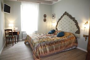 Juliet's Nest