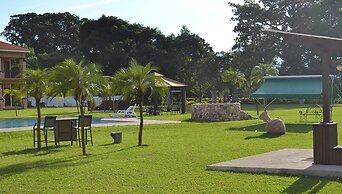 Grand Caporal Hotel