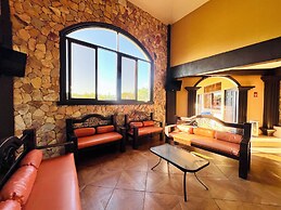 Grand Caporal Hotel