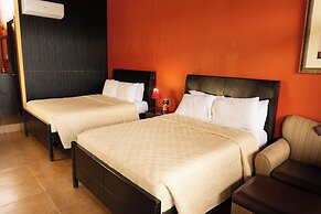 Grand Caporal Hotel